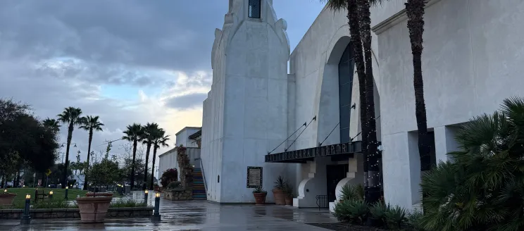A rainy day at the sba terminal