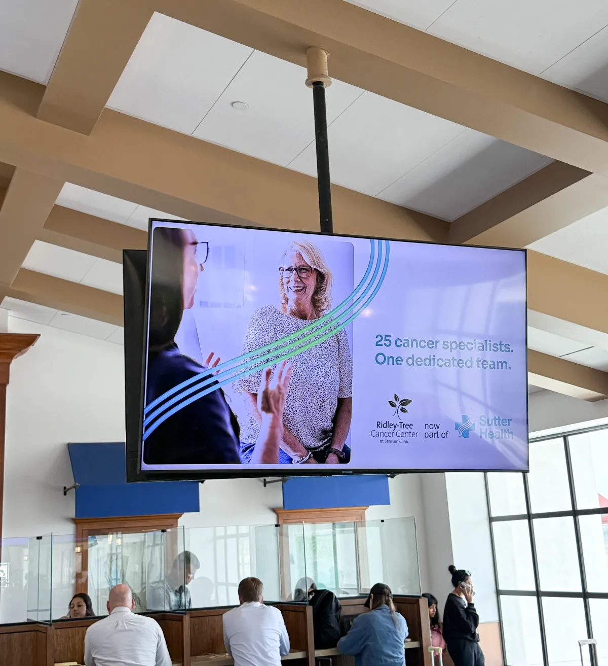 digital ad example on concourse